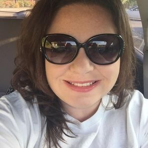 Meet your Posher, Michele